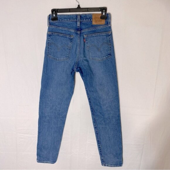 Levi’s Med Wash High Rise Wedgie Jeans 24 - Picture 14 of 15